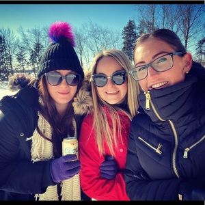 Meet your Posher, Ashley